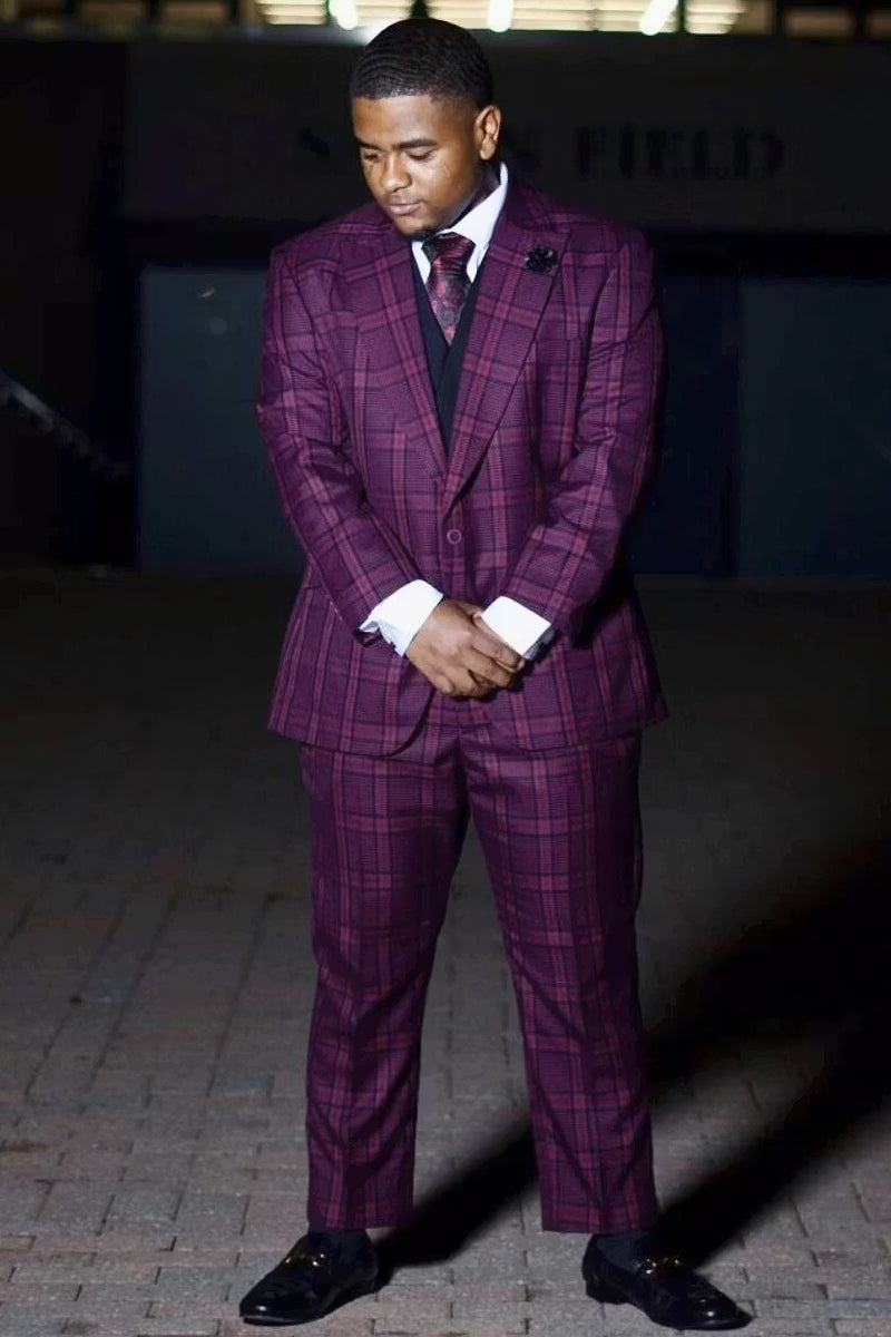 Men's Designer Vested Wide Peak Lapel Houndstooth Plaid Suit in