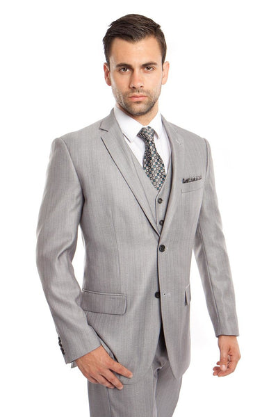 Men's Two Button Vested Textured Sharkskin Business Suit in Light Grey