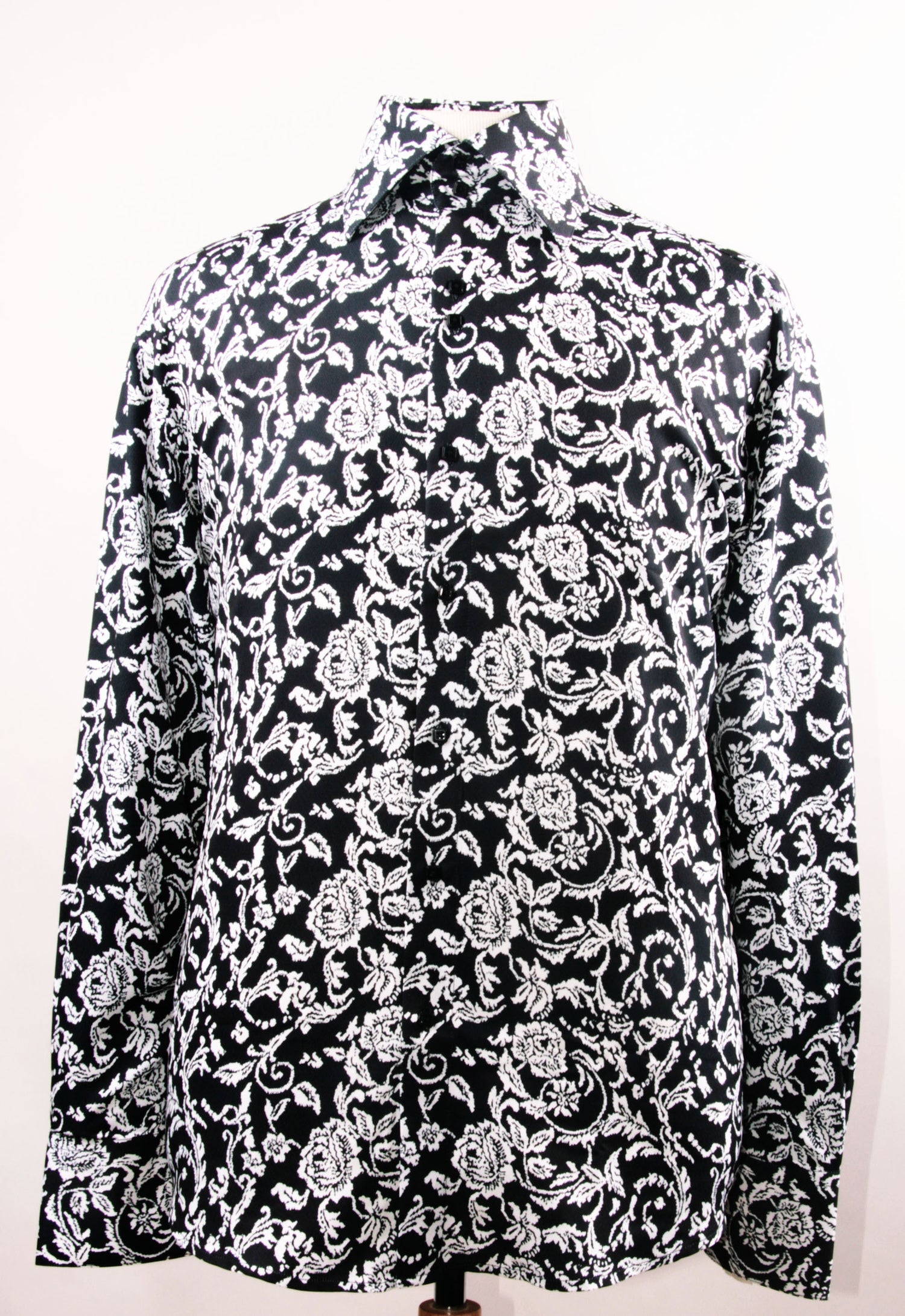 Men's Regular Fit Fancy Floral Pattern Sports Shirt in Black & White ...